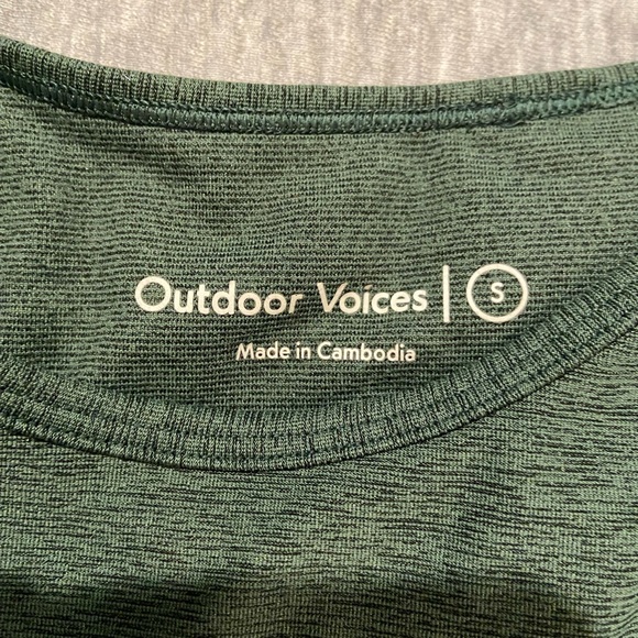 Outdoor Voices Athena Cropped Top - Picture 3 of 3